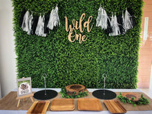 Load image into Gallery viewer, Grass Tile Photowall with Decor Set