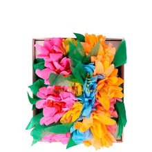 Load image into Gallery viewer, Bright Blossom Garland