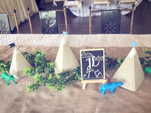 Load image into Gallery viewer, Burlap Table Runner - Small