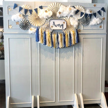 Load image into Gallery viewer, Light Gray Photowall with Decor Set
